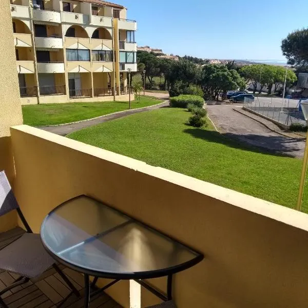 Le palais de la méditerranée, hotel in Vendres-Plage