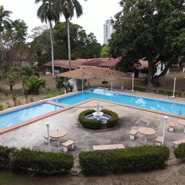 Gorgona Peaceful House, hotel in El Espavecito