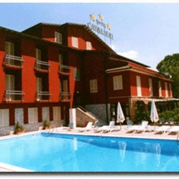 Hotel Cavalieri、パッシニャーノ・スル・トラジメーノのホテル