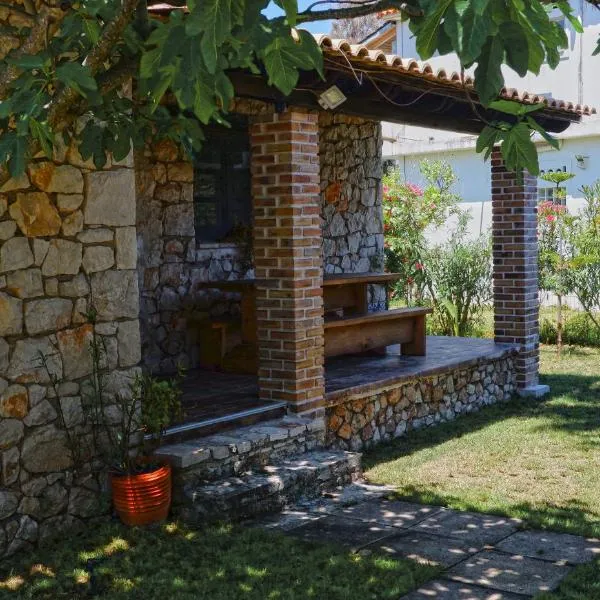Villa Constantis, khách sạn ở Kalamaki