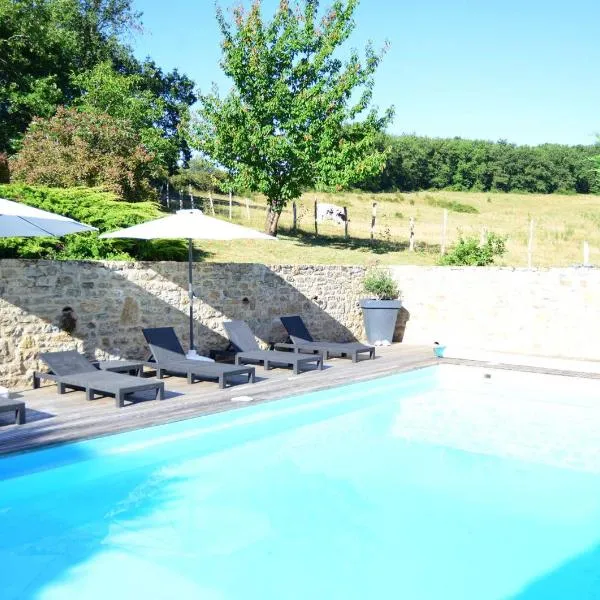 Chambre d'hôtes A la clé des champs Varen, hotel a Varen