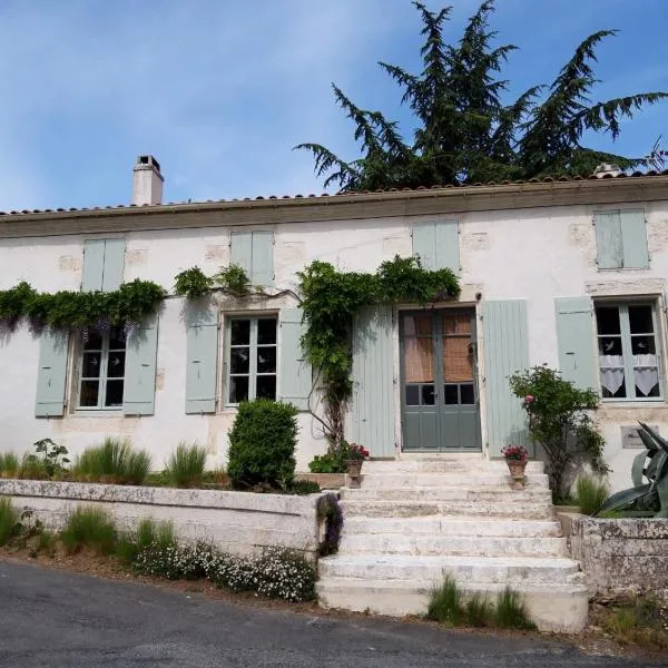 Maison Lépie, hotel in Bords