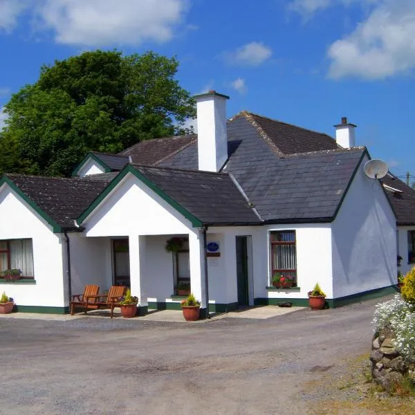 Valley Lodge Room Only Guest House, hotel v destinaci Claremorris