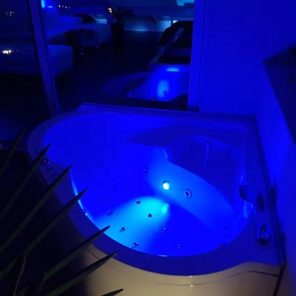 Jacuzzi Penthouse Apartment: Matulji şehrinde bir otel