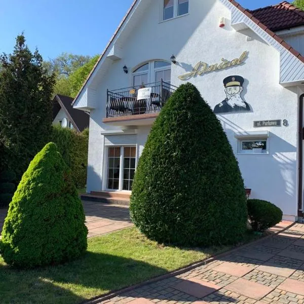Willa Admirał, hotel v destinaci Trzęsacz