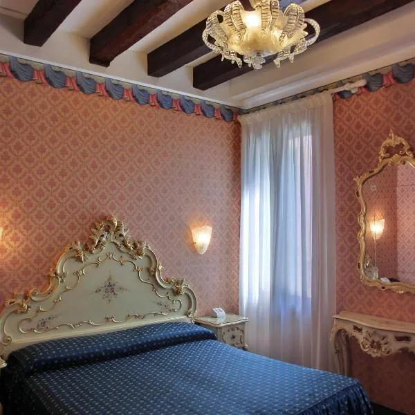 Hotel Diana, Hotel in Venedig