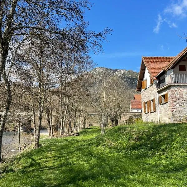 La Borda del Tío Nicolás - Selva de Irati, hotel di Aribe