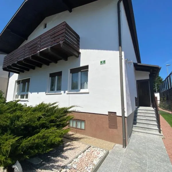 Apartment Mia: Neusiedl am See şehrinde bir otel