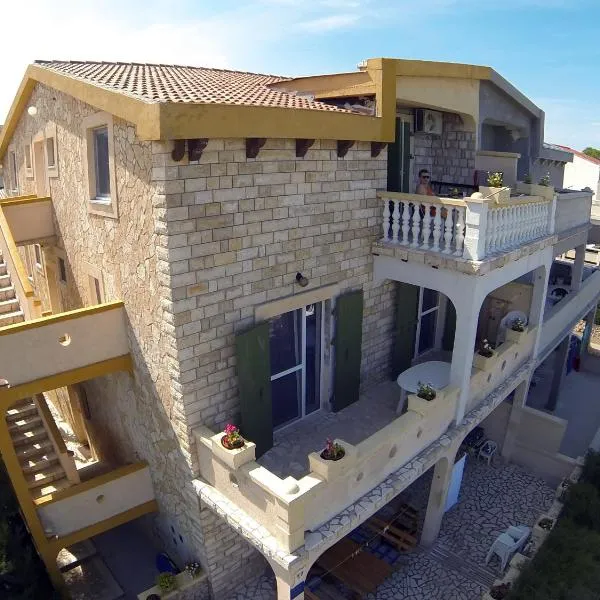 Apartmani Kod Barbe, hotel v destinaci Vir