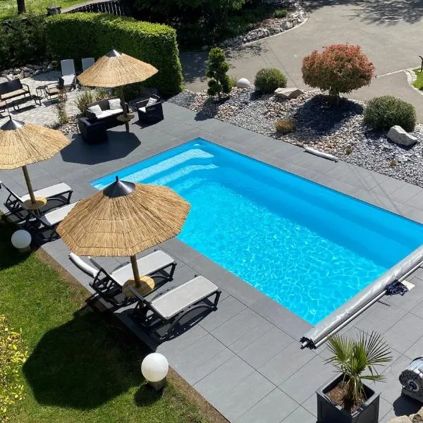 Les Rives des Habsbourg – hotel w mieście Ensisheim