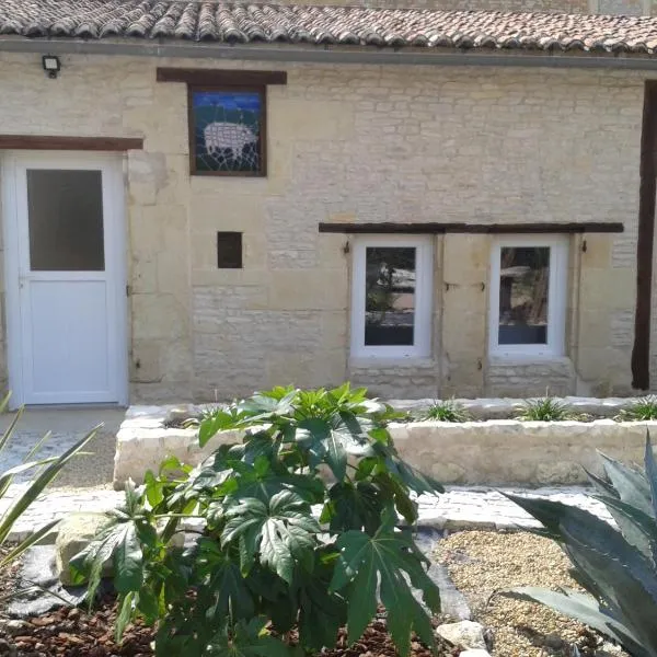 The Piggeries at La Maison Tumtum Arbre, hotel in Le Bouchet