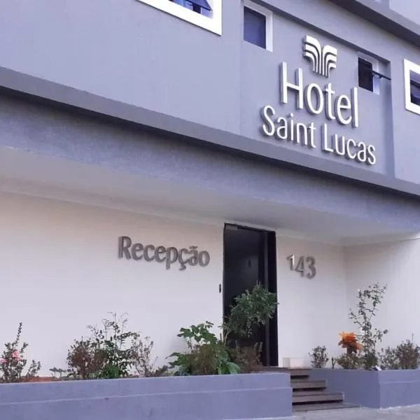 Hotel Saint Lucas, готель у місті Utinga