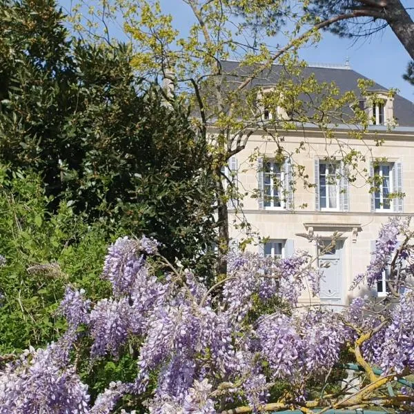 Le Logis d'Epargnes B&B and Gite, hotel in Mortagne-sur-Gironde