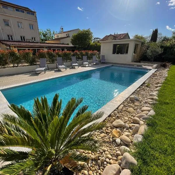 Le Provence, hotel v destinaci Gémenos