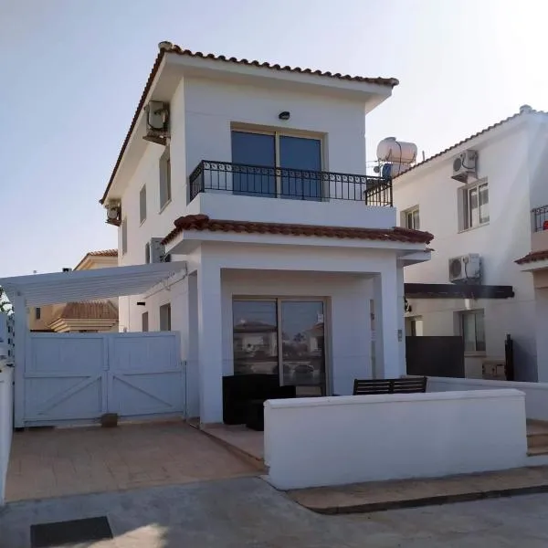 KapparisVilla, hotel v destinaci Paralimni