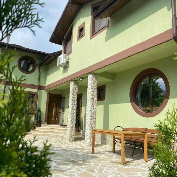 Casa Adelmar, hotel v destinaci Tulcea