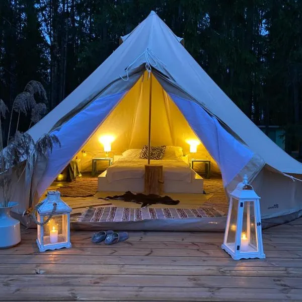 Saarjärve Puhkemaja Glämping, hotel v destinaci Tromsi