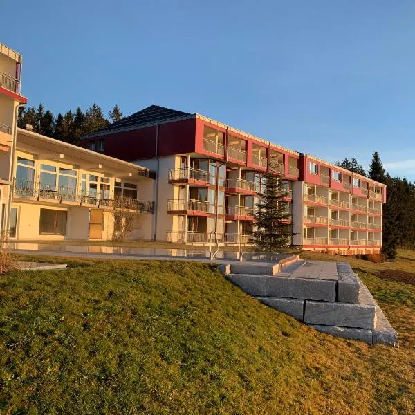 Hotel Saigerhöh Wellness Spa Golf Wandern über dem Titisee, hotel v destinaci Lenzkirch