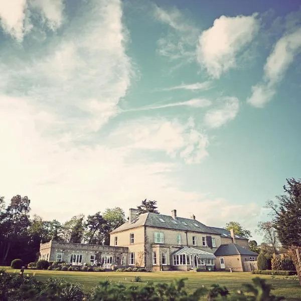 ブルーム ホール カントリー ホテル（Broom Hall Country Hotel）、Saham Toneyのホテル