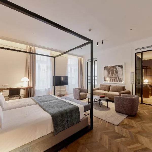 Kozmo Hotel Suites & Spa - The Leading Hotels of the World, hotel i Budapest