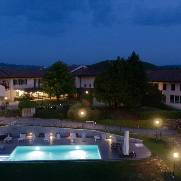 Locanda Del Pilone, hotel v Albě
