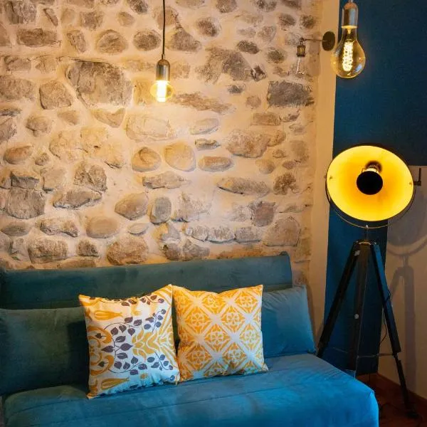 Appartement atypique au coeur des Alpes, готель у місті Barraux