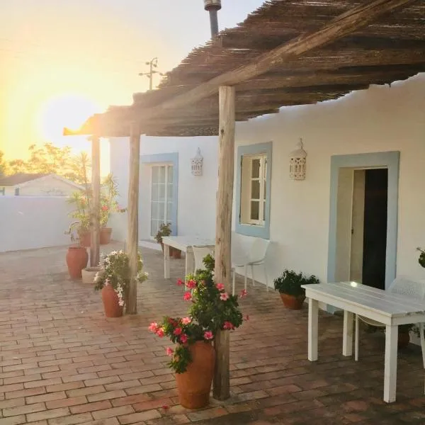 Casa Largo do Poço Guesthouse: Montes de Cima'da bir otel