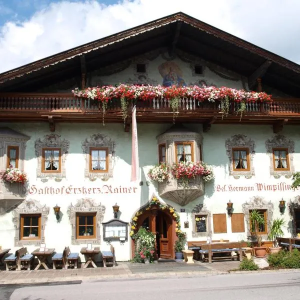 Gasthof Erzherzog Rainer - Zimmer und Ferienwohnung, hotell sihtkohas Kössen