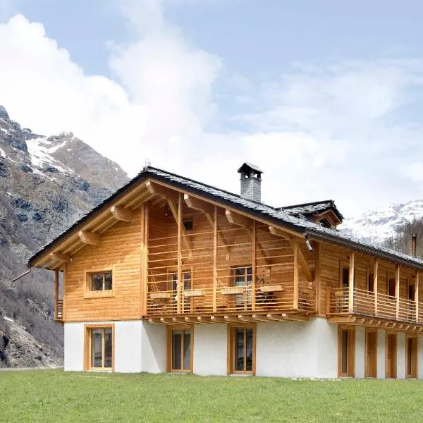 그레소네이 라 트리니테에 위치한 호텔 Bed & Breakfast Alchemilla