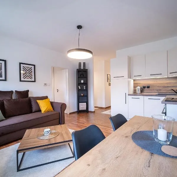 Apartmán U řeky, hotel din Hluboká nad Vltavou