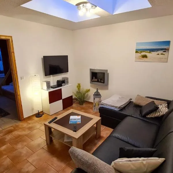 Haus Seestern mit Strandkorb inkl, hotel v destinaci Göhren
