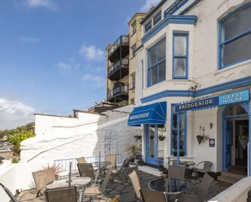 Bridgeside Guest House, hotel v destinaci Looe