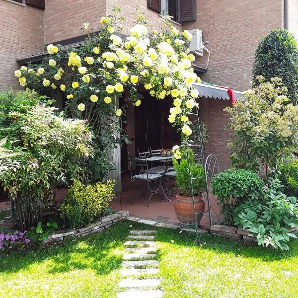 B&B LA ROSA GIALLA, hotel in Maranello