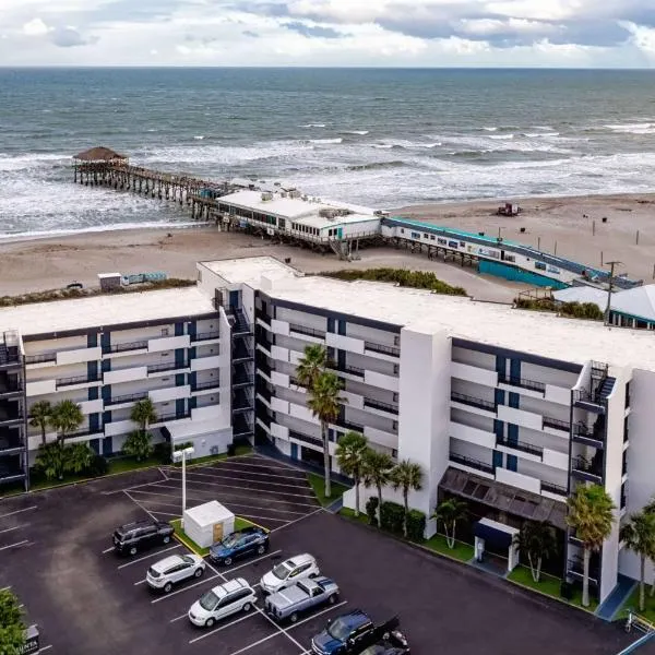 La Quinta by Wyndham Cocoa Beach Oceanfront, hotel in Cocoa Beach