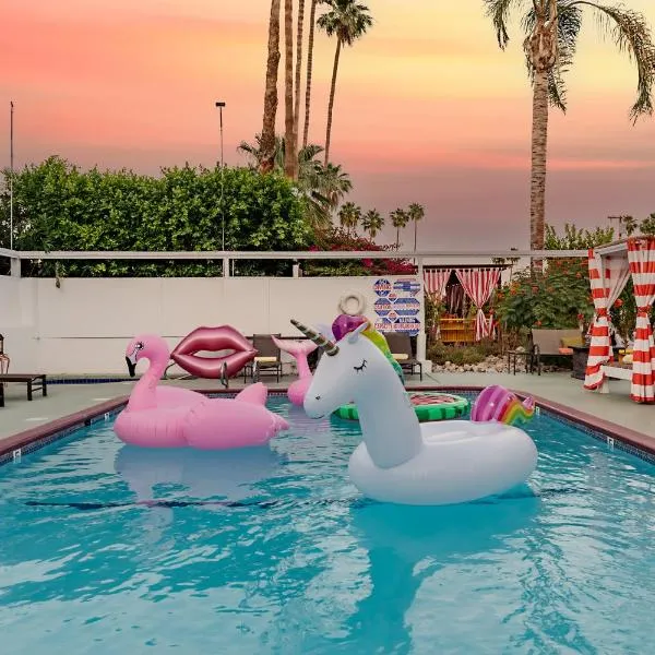 Float Palm Springs - Adults Only, hotel en Palm Springs