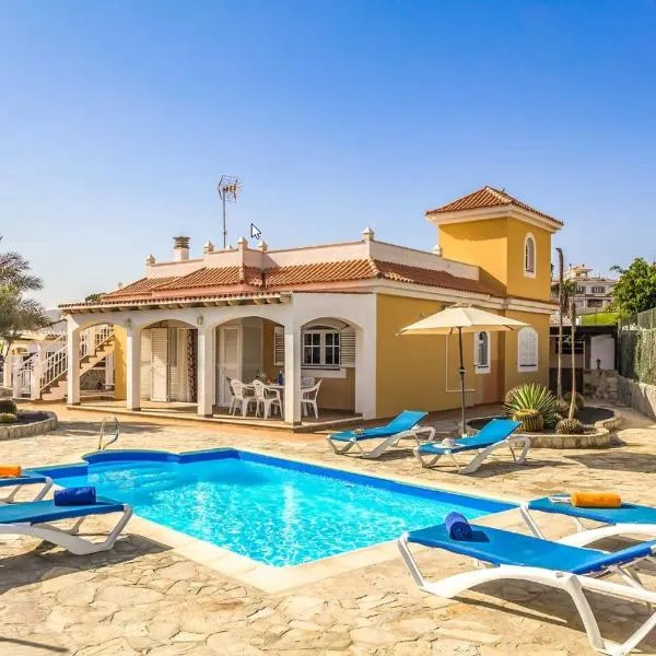 Vv Tirma, hotel v destinaci Caleta De Fuste