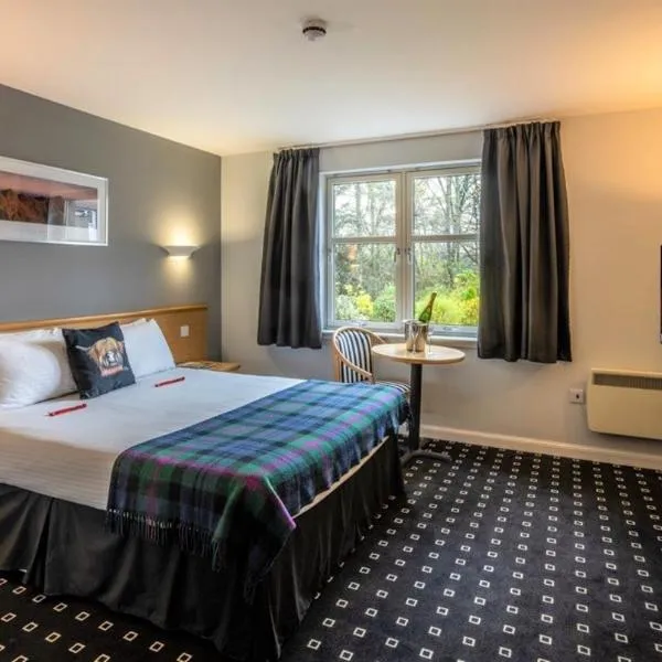 Pinehurst Lodge Hotel - Aberdeen, hotel di Dyce