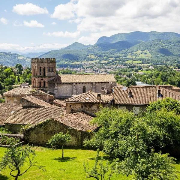 Terres de France - Domaine du Palais, hotel v destinácii Saint-Lizier