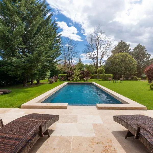 Hôtel Le Clos, hotel v destinaci Montagny-lès-Beaune