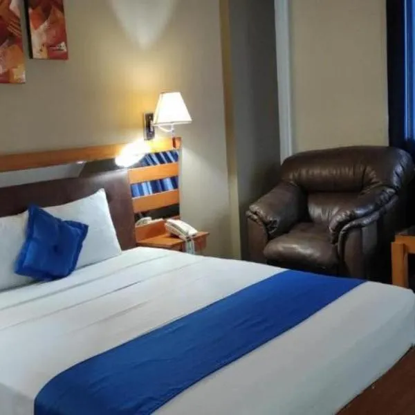Blue Star Hotel, khách sạn ở La Molina