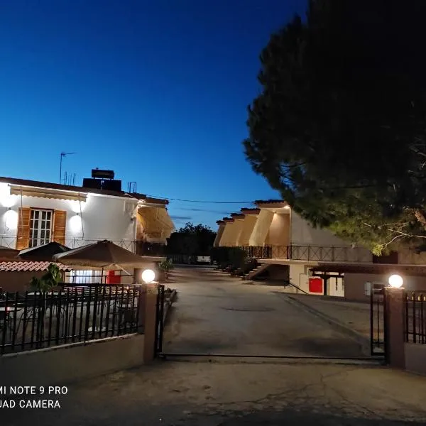 AK VILLAGE ROOMS, hotel in Drepana