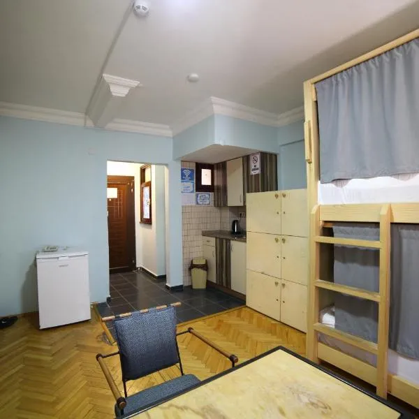 YOLO Hostel, hotel en Estambul