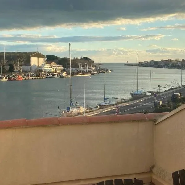 Appartement calme vue sur l'hérault et la mer, hotelli kohteessa Agde