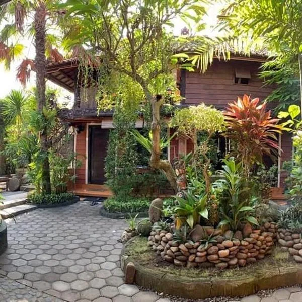 The Arya guest house, hotel v destinaci Gilimanuk