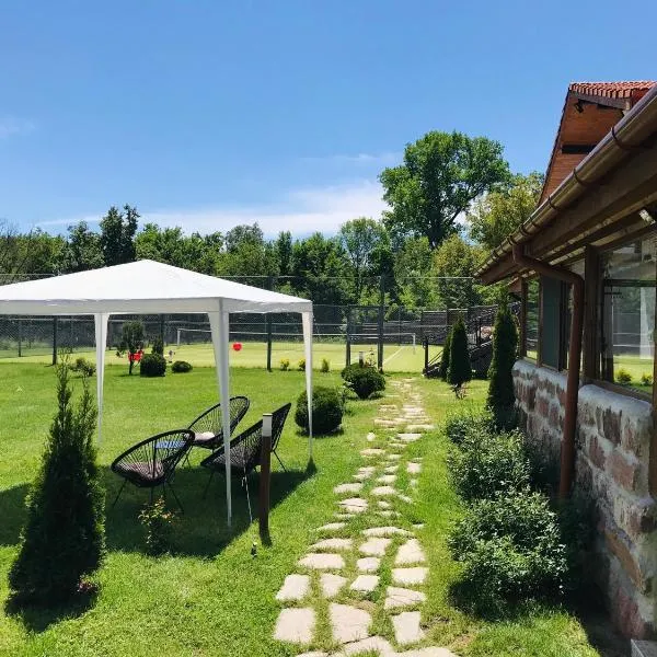 Villa Garden, hotel v mestu Chiprovtsi