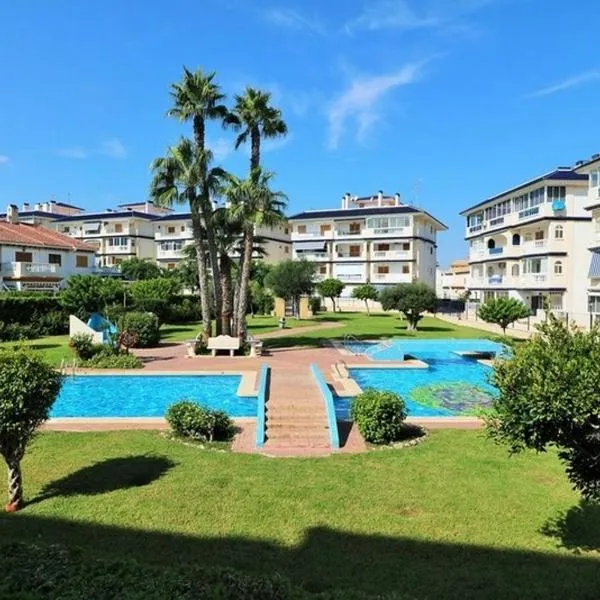 Apartamento cerca de la playa La Mata, hotel in La Mata