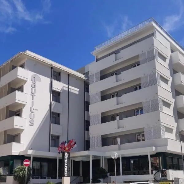 Hotel Nautilus, hotel em Cattolica