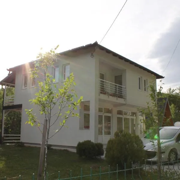 Nadia's home, hotel em Ilidža