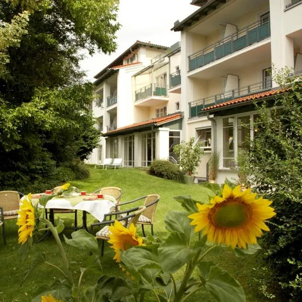 Apart-Hotel Pension Roßmayer, hotel v destinaci Bad Füssing