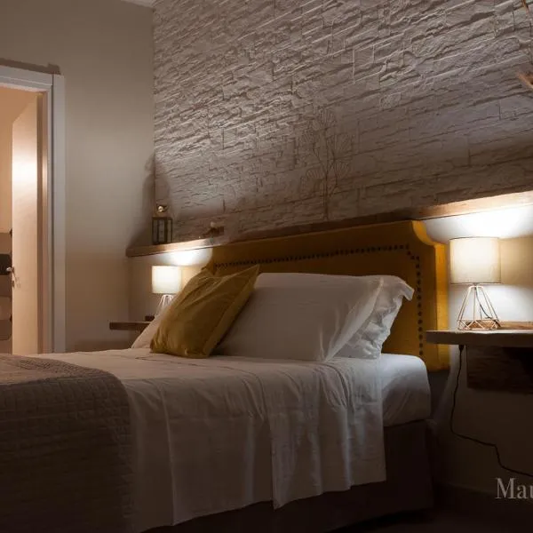 NEW HOME - appartamento in centro storico, hotel v Cagliari